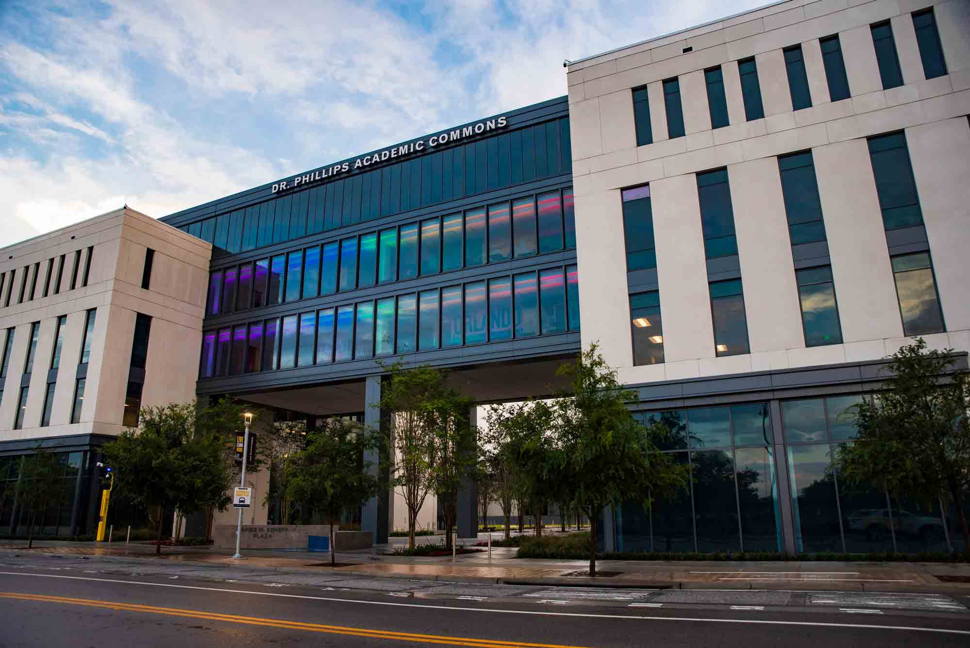 dr phillips academic commons