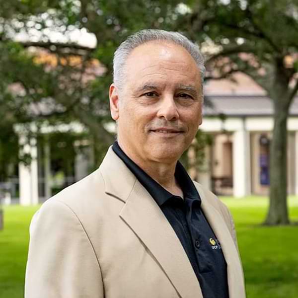 John Weishampel headshot
