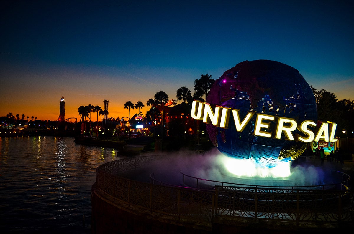 Universal Studios sign in Orlando, FL at dusk.