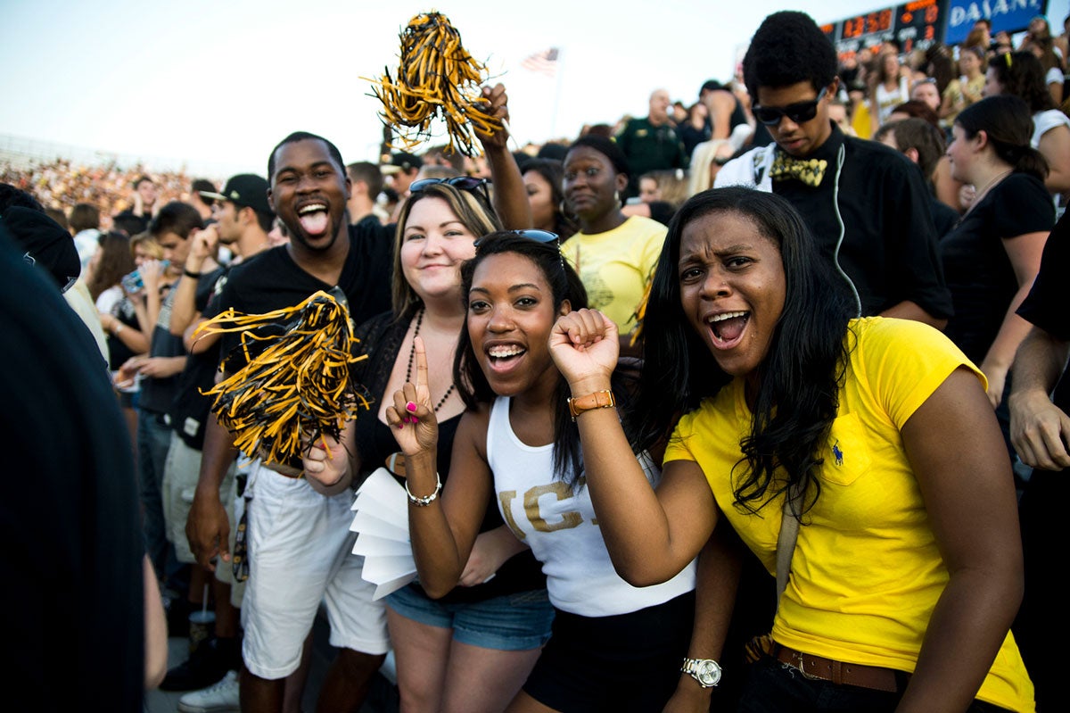 photo of UCF fans cheering