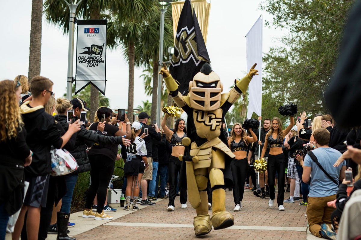 photo of UCF Knightro