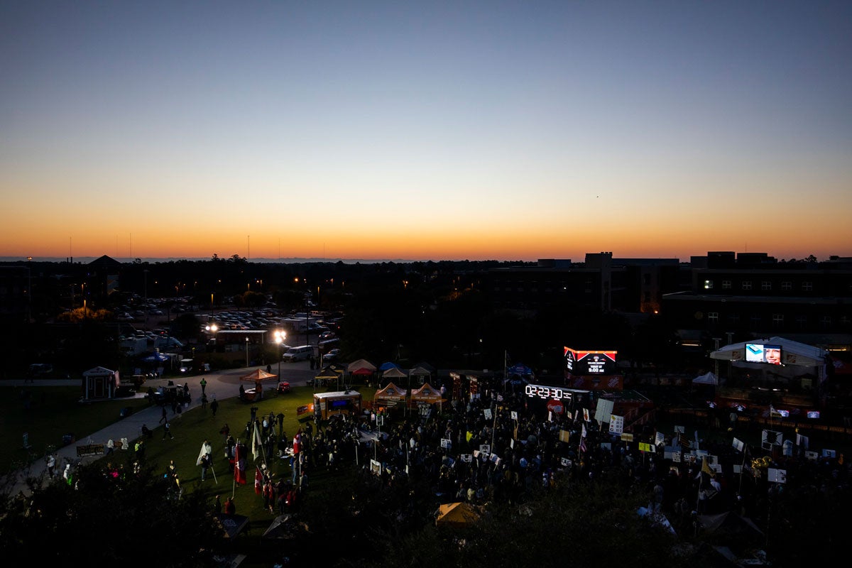 wide angle of sunrise over Memory Mall 