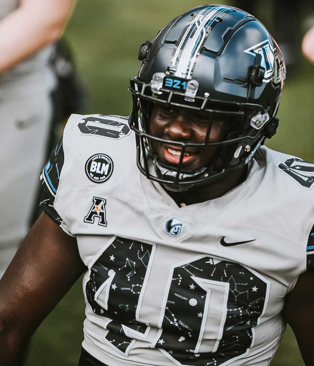 Closeup of UCF player wearing #40 uniform