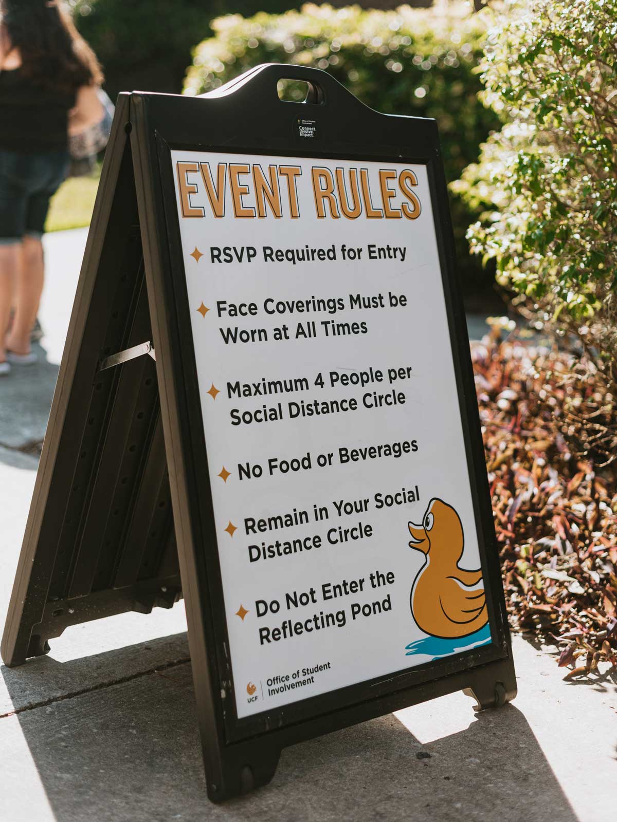 Event rules sign