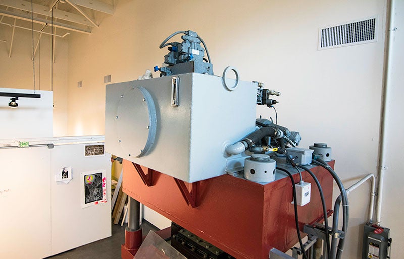 02_Hydraulic_artifactpress1 02_Hydraulic_artifactpress1