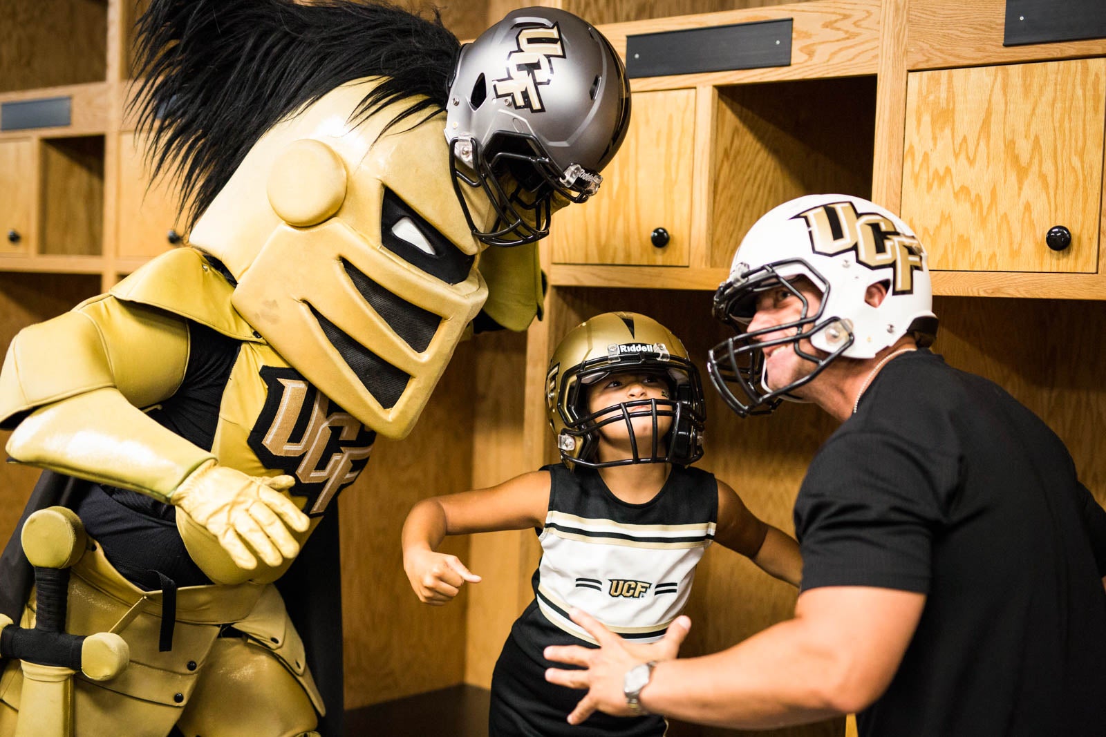 ucf-best-of-photos-knightro-fan-fest ucf-best-of-photos-knightro-fan-fest