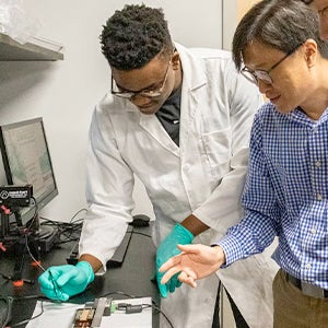 Emmanuel Okogbue in research lab