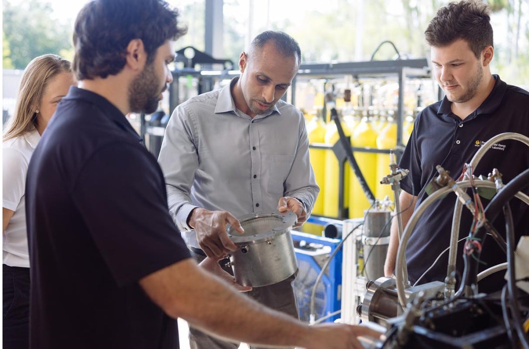 Kareem Ahmed and students in UCF Propulsion & Energy Research Laboratory