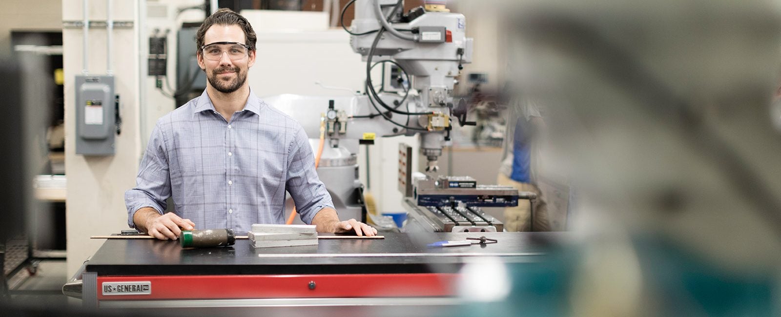 male ucf online mechanical engineering student