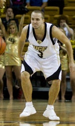 ucf mens basketball player wearing #3