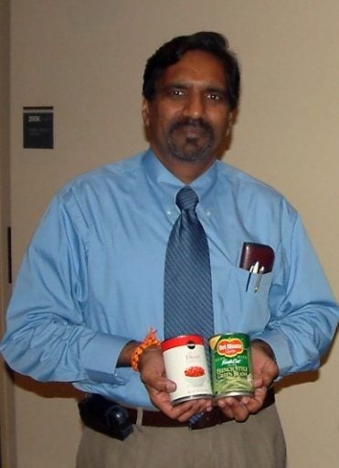 Dr. H.G. Parsa encourages students to donate food to Second Harvest each year.