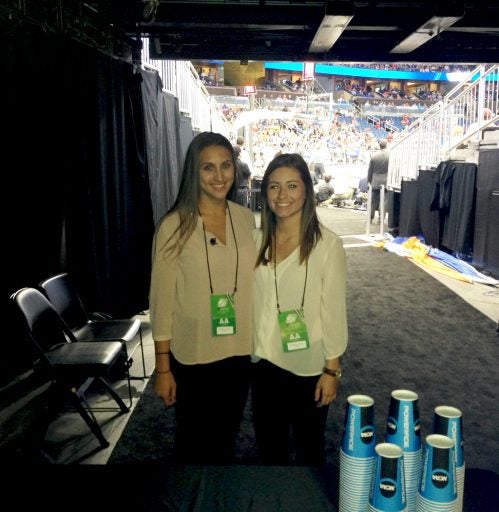 rosen-college-ucf-students-volunteer-ncaa-march-madness-orlando-amway-arena-2014
