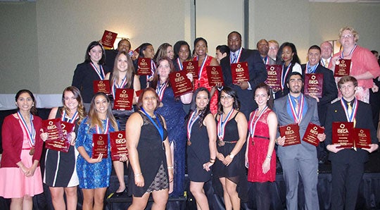 Collegiate DECA 2014 team