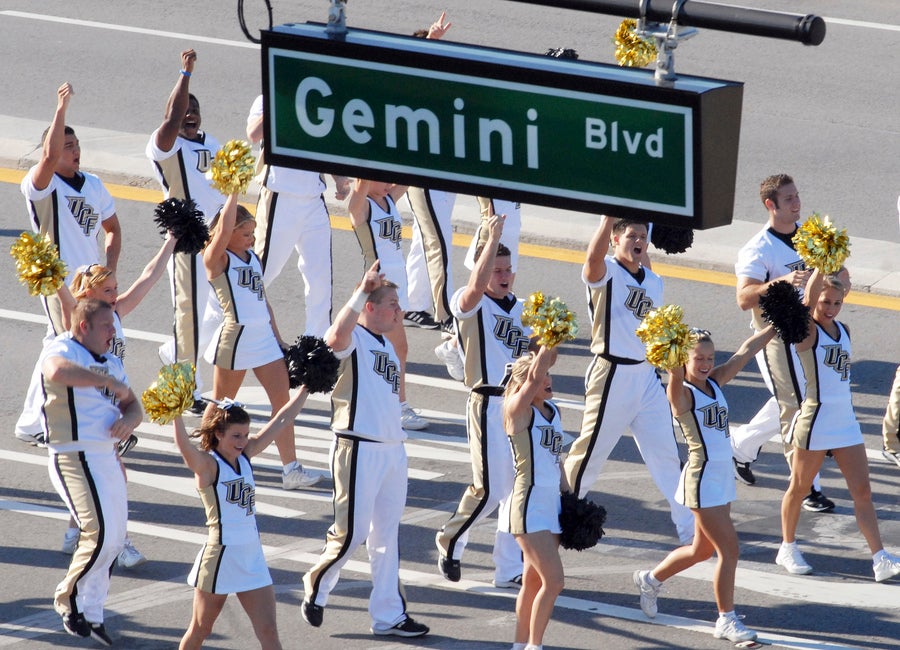 Learn About UCF, Cheer on Knights During Family Weekend University of