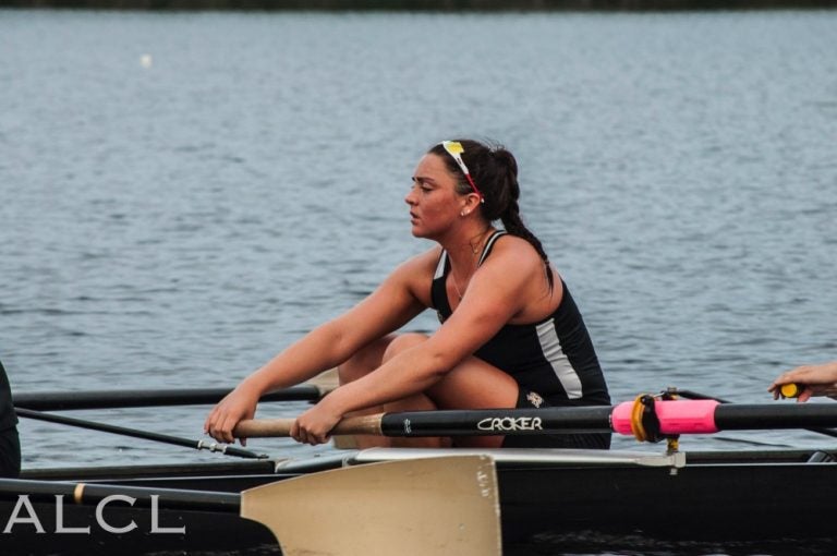 Leonie Hamel kayaking