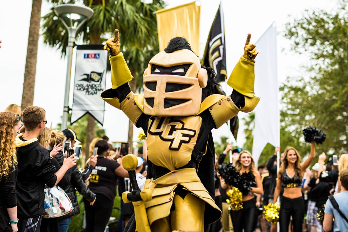 [Image: UCF-Knightro-2017.jpg]