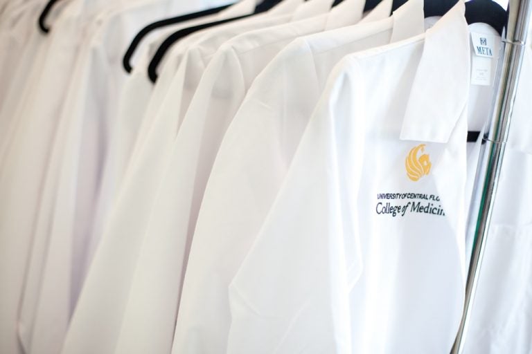 med school white coats