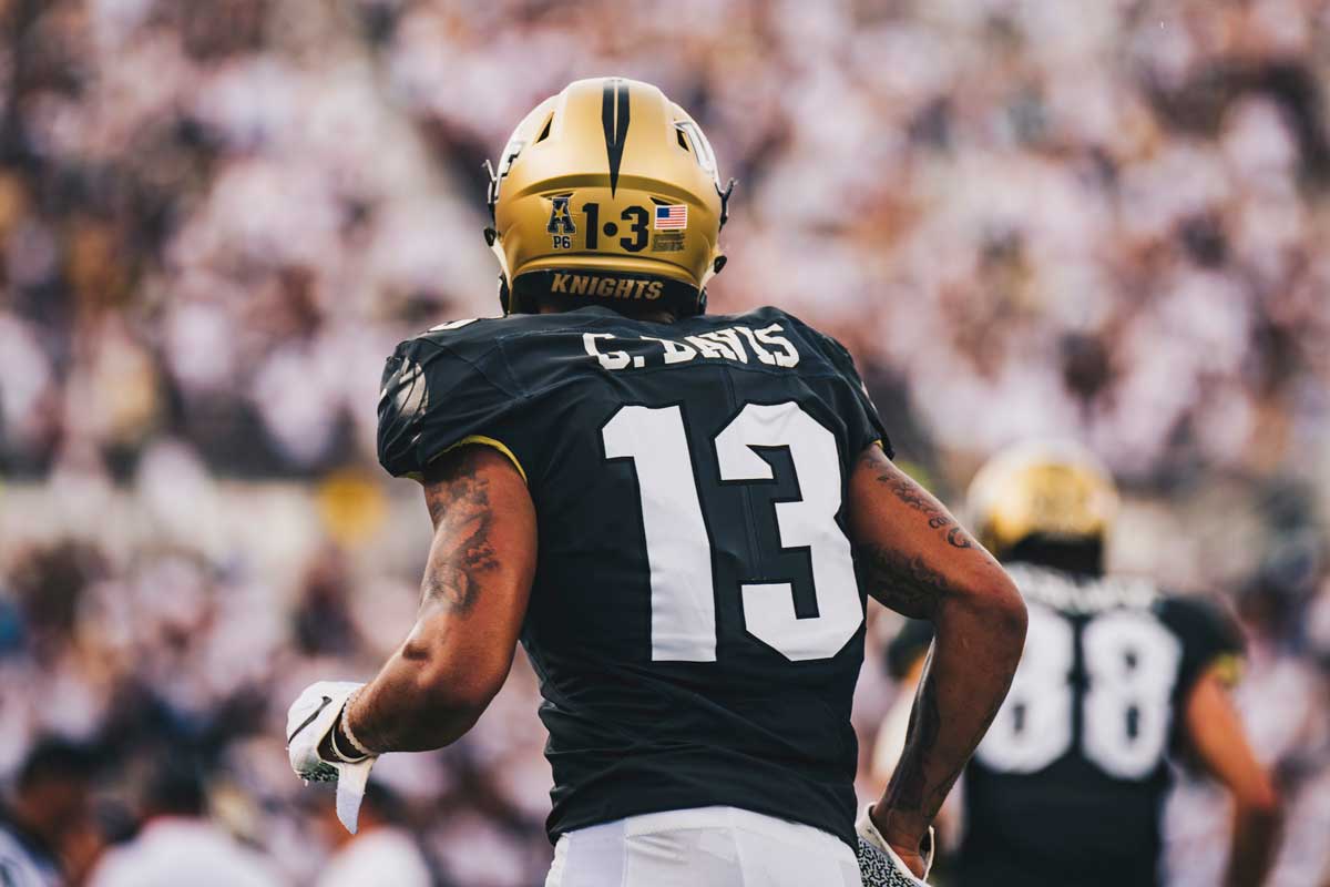 Back shot of Gabriel Davis in black football uniform