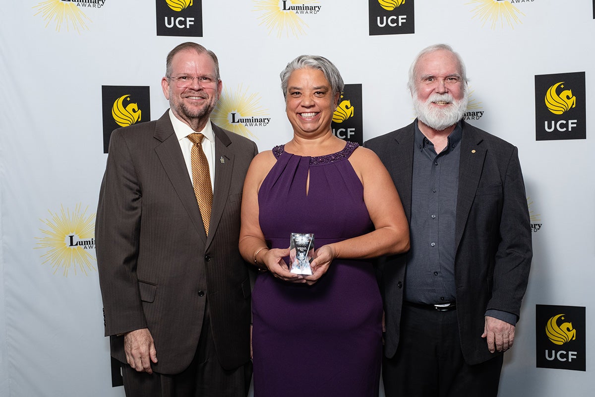 Desiree Díaz is the director of the Hispanic Serving Healthcare Professionals Certificate Program, an Undergraduate Simulation Coordinator, and a professor in UCF's College of Nursing.