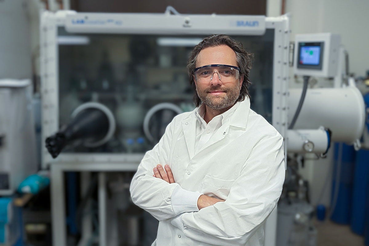 UCF alumnus David Reid ‘12PhD founded Helicon Chemical Company, which uses UCF’s Business Incubation Program. Helicon was awarded a $1.9 million Tactical Funding Increase contract in May from the U.S. Air Force to accelerate its enhanced-performance solid rocket propellant research and production.