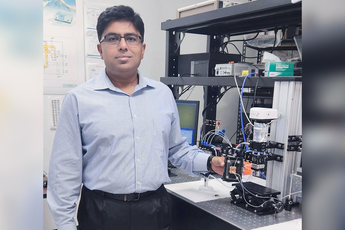 UCF NanoScience Technology Center Professor Debashis Chanda developed an integrated optical sensor capable of detecting dopamine directly from an unprocessed blood sample. The sensor may serve as a way to efficiently quantify dopamine and use the results to screen for neurological disorders and conditions like Parkinson's disease or depression.