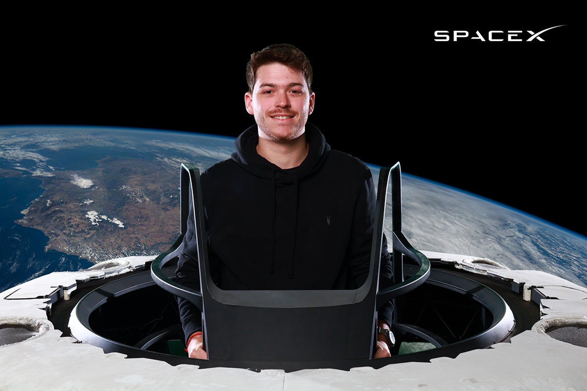 UCF aerospace engineering alumnus Luis Ferrari Rehder '25.