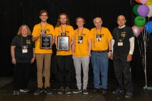 UCF примет участие в мировом финале Международного студенческого соревнования по программированию 2026 года после попадания в пятерку лучших