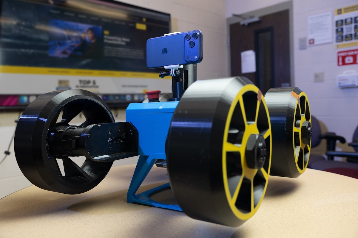 UCF desenvolve gêmeo digital de rover para ajudar futuras missões da NASA