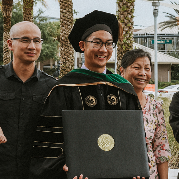Guests UCF Commencement