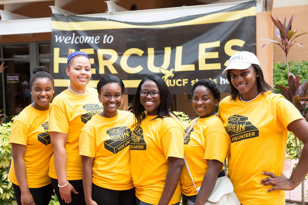 SLIDESHOW_FALL2014_oncampus-movein2